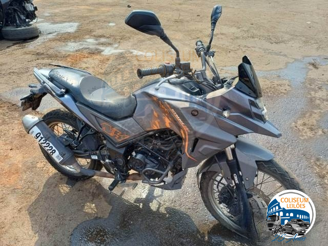 LOTE 25 DAFRA NH 190SYM CBS 2022/2023  